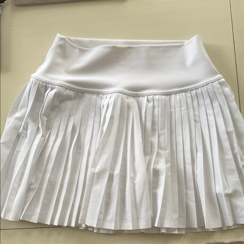 ALO Yoga White Grand Slam Mini Skirt